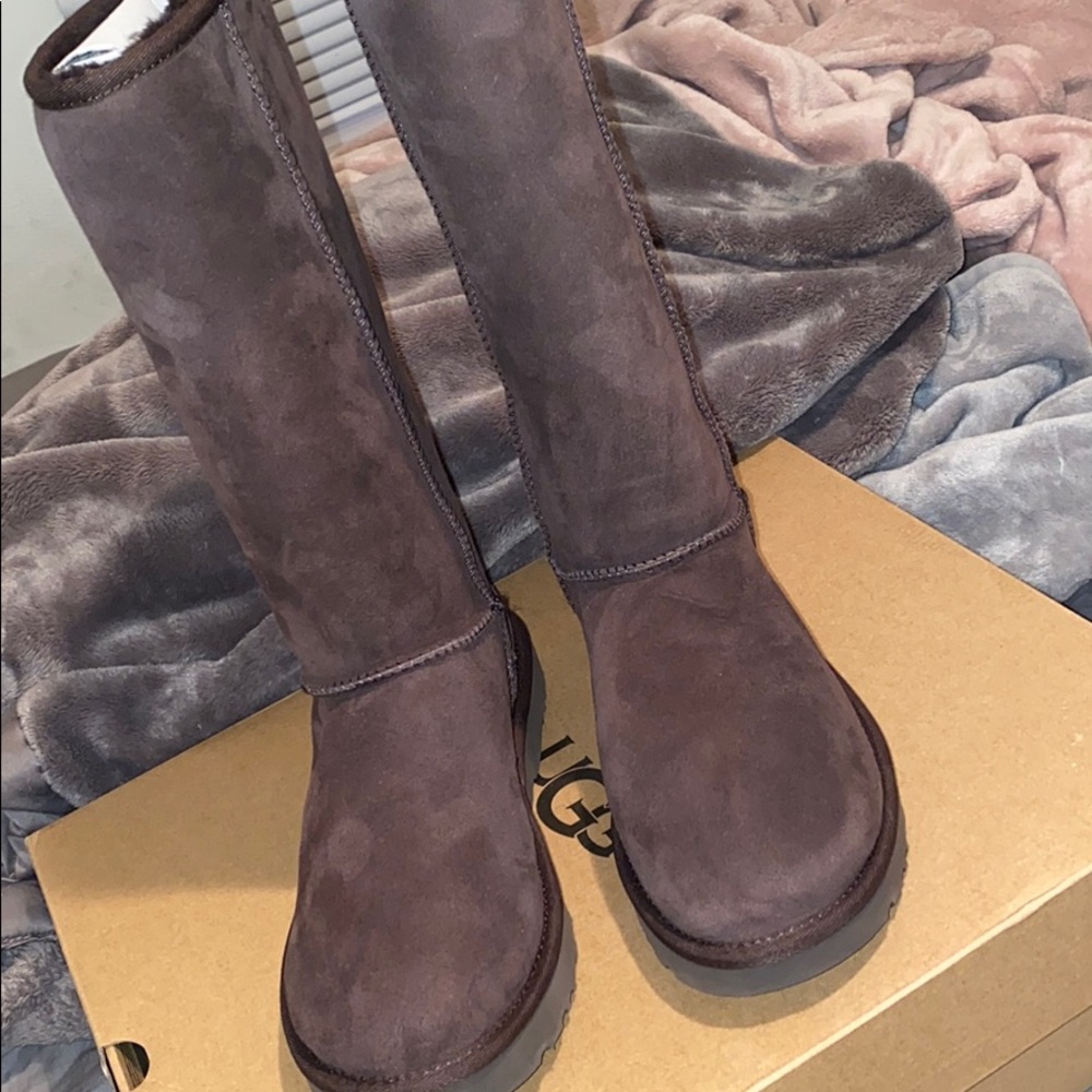 UGG Classic Tall Chocolate
